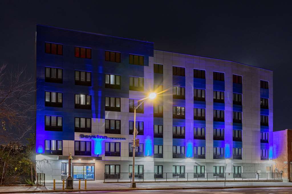Days Inn by Wyndham Bronx NYC - photo 7