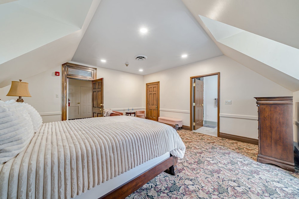 The Grandeur Estate - photo 30