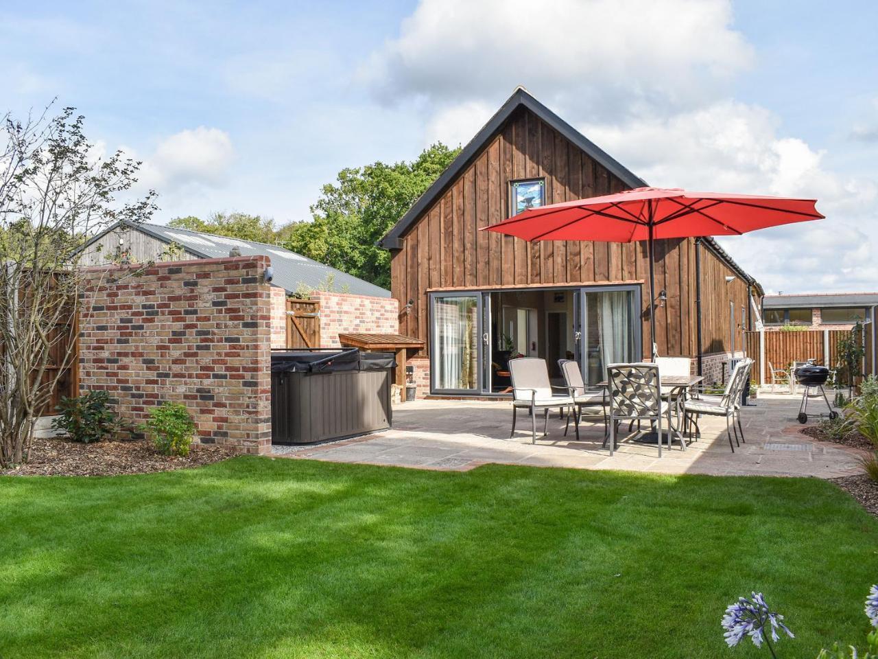 The Workshop Uk40448 — hotel in Ferndown
