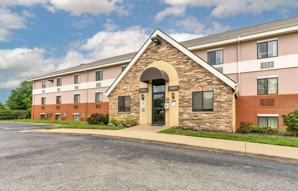 Suburban Studios Louisville East - photo 3