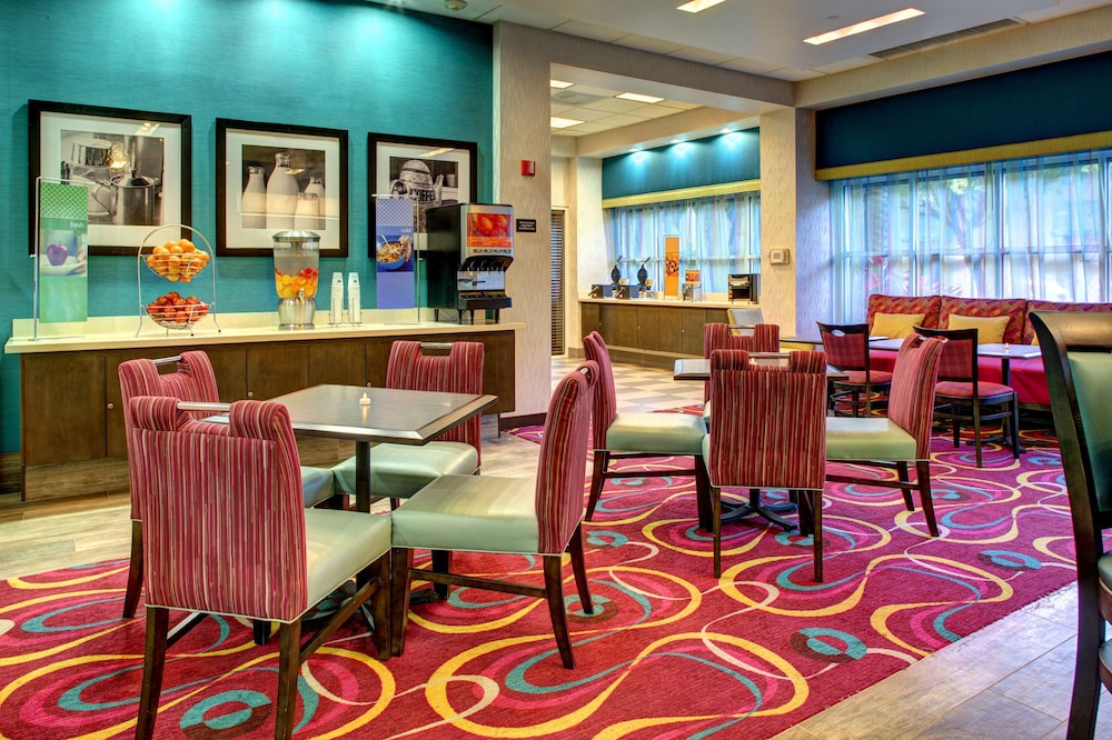 Hampton Inn Miami Coconut Grove Coral Gables - photo 30