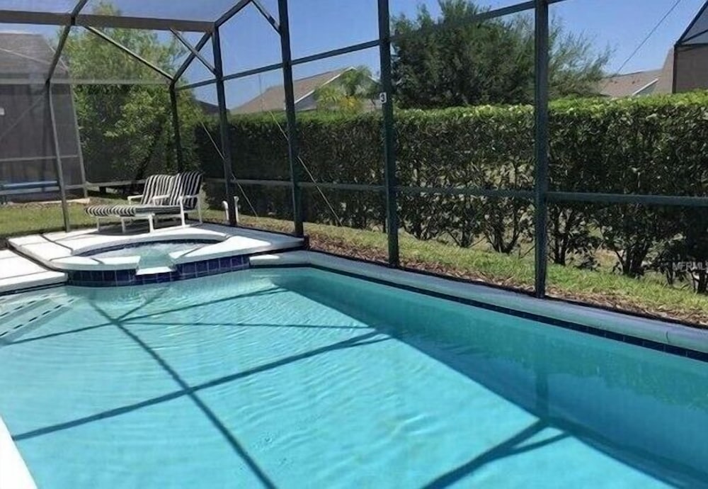 Gb1616 in Clermont, United States