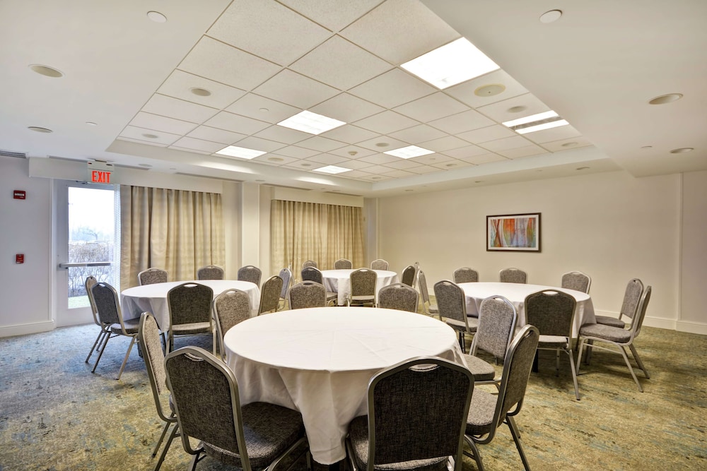 Hilton Garden Inn Ridgefield Park - photo 22