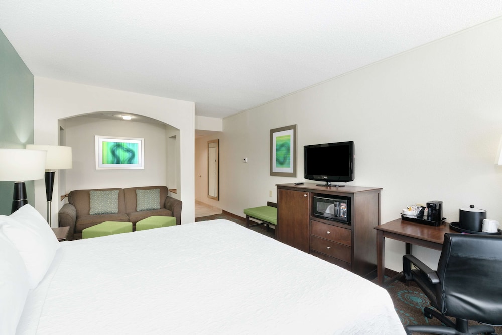 Hampton Inn & Suites Mooresville Lake Norman - photo 12