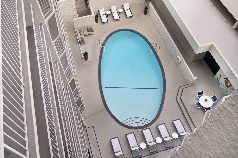 Courtyard by Marriott Long Beach Downtown - photo 26