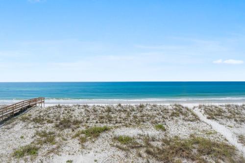 Happy Place — 4-Star Luxury Hotel in Navarre, United States
