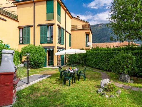Holiday Home La Finestra sul Lago by Interhome — 4-Star Luxury Hotel in Gravedona-San Gregorio, Italy