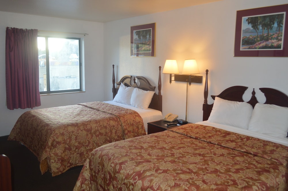 American Elite Inn - photo 41