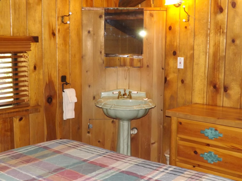 Arizona Mountain Inn and Cabins - photo 5