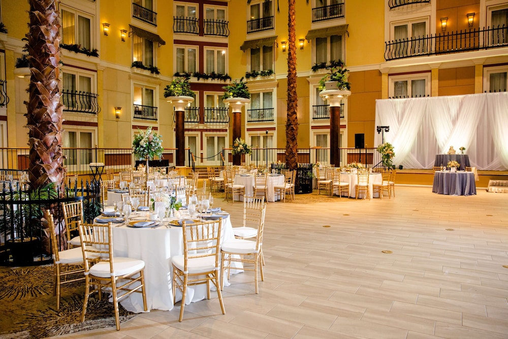 DoubleTree Resort by Hilton Lancaster - photo 3