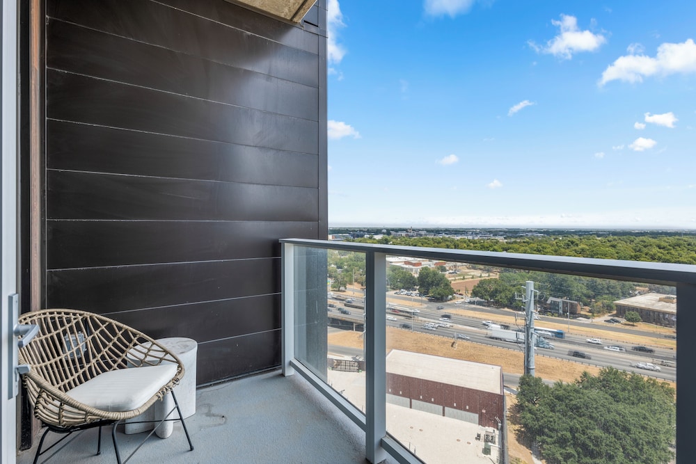 Austin Condo Hotel - photo 645
