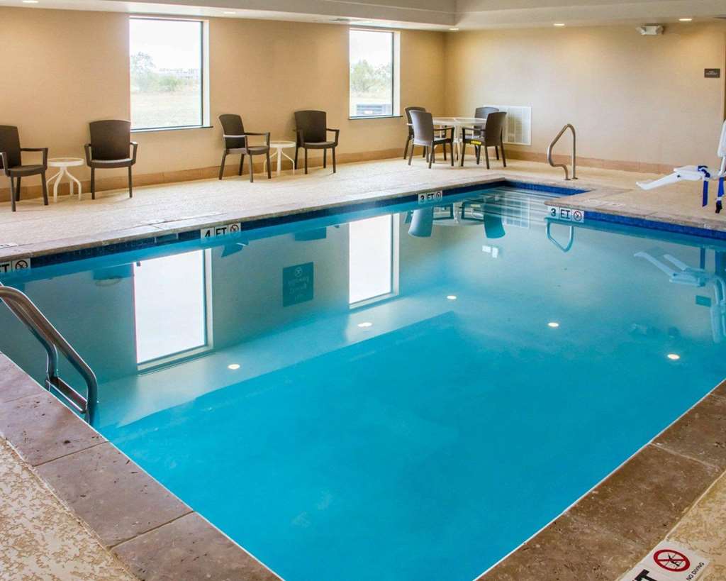 Comfort Inn & Suites San Marcos near Outlet Mall - photo 21
