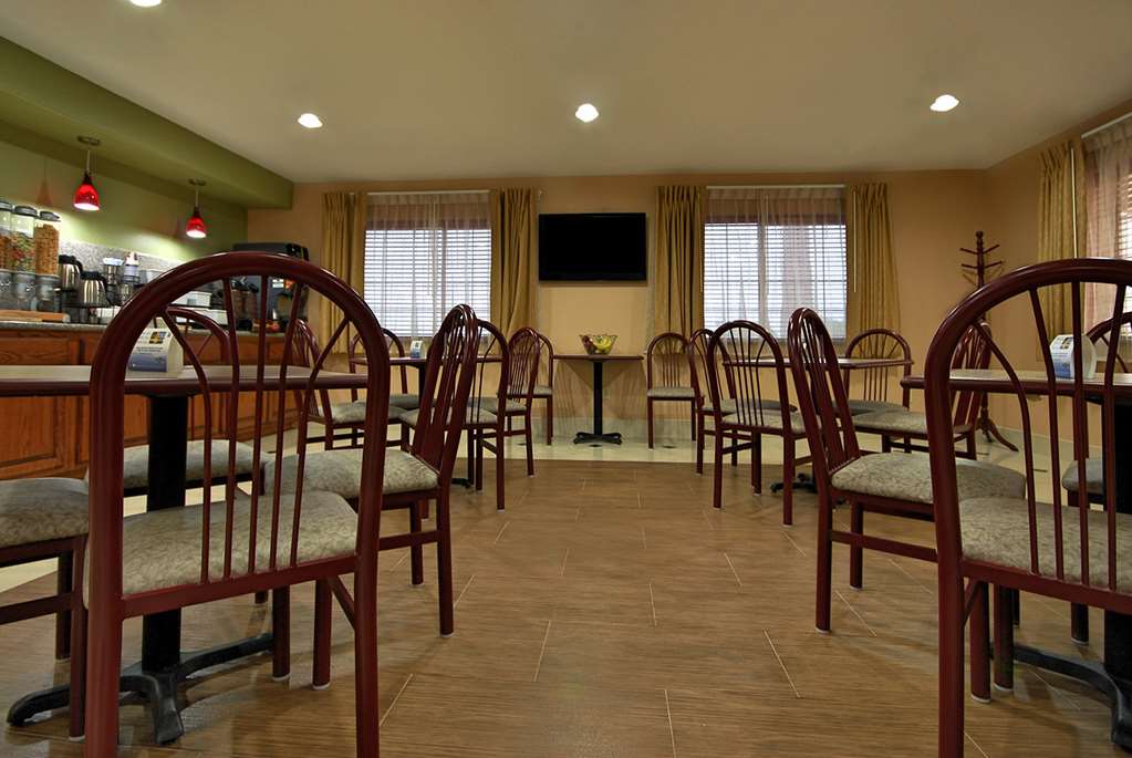 Americas Best Value Inn Sinton - photo 17