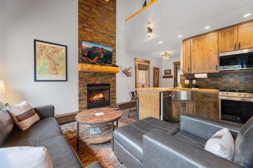 Creekside Suites 09 by Estes Park Condos — 4-Star Luxury Hotel in Estes Park, United States