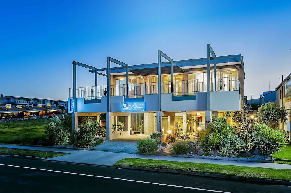 The Apollo Apartments — 4-Star Luxury Hotel in Apollo Bay, Australia