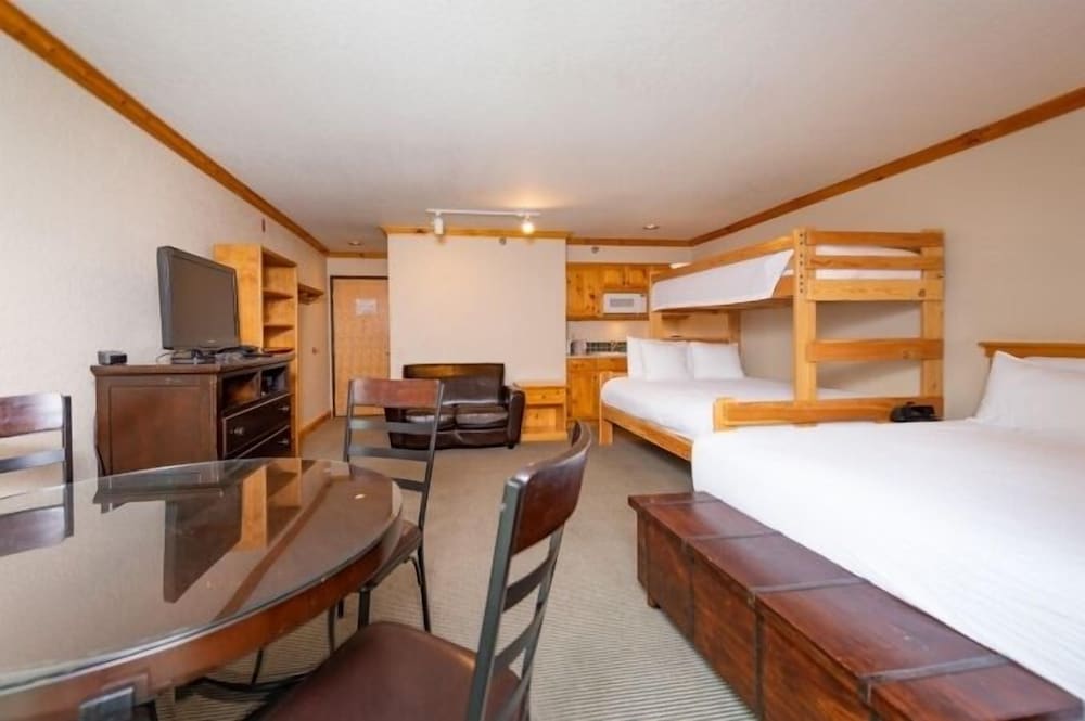 Schweitzer Mountain Resort Selkirk Lodge - photo 25