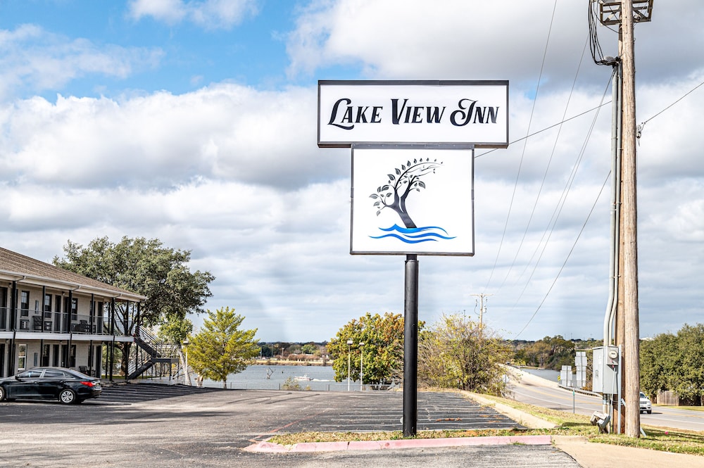 Lake View Inn - photo 29