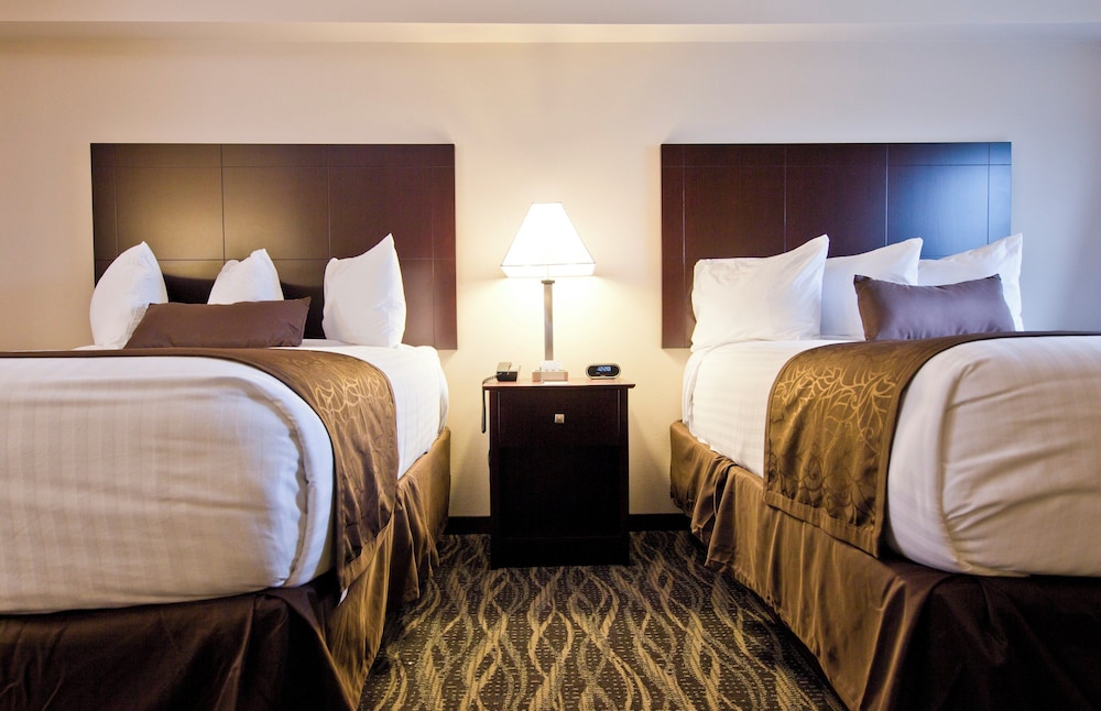 Cobblestone Inn & Suites Boone - photo 33