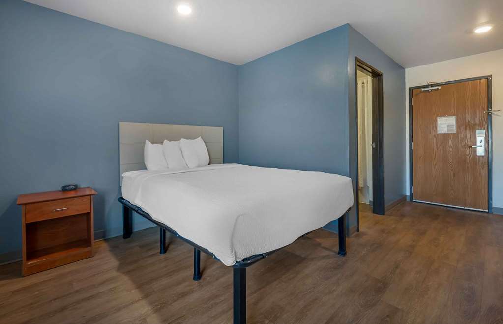 Extended Stay America Select Suites Charleston Ashley Phosphate Rd. - photo 17