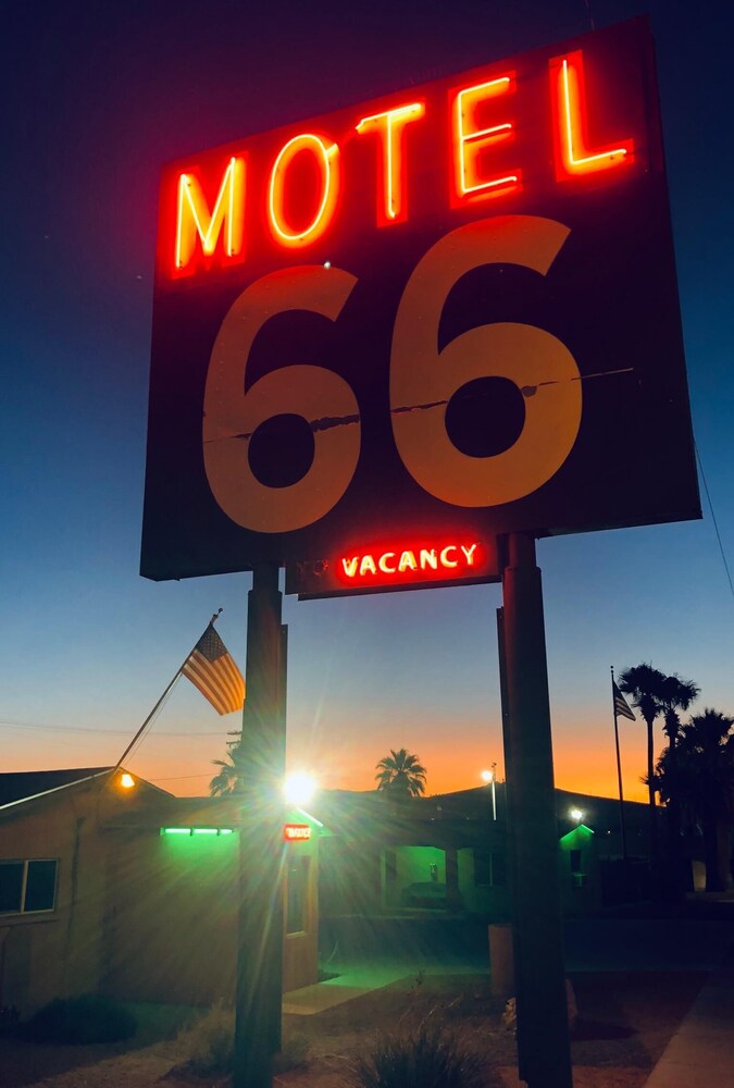 Motel 66 - photo 12