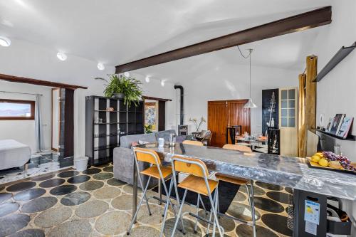 Korevistalmar in Tias, Spain