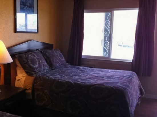 Holiday Motel Fresno - photo 4