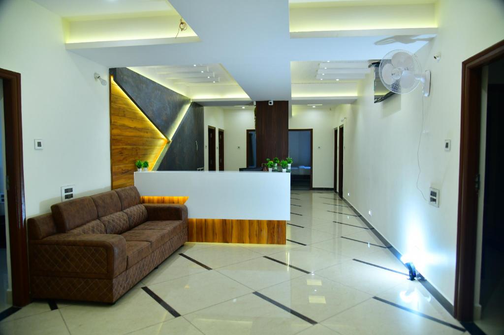 Rk Comforts - last minute hotel in Bengaluru