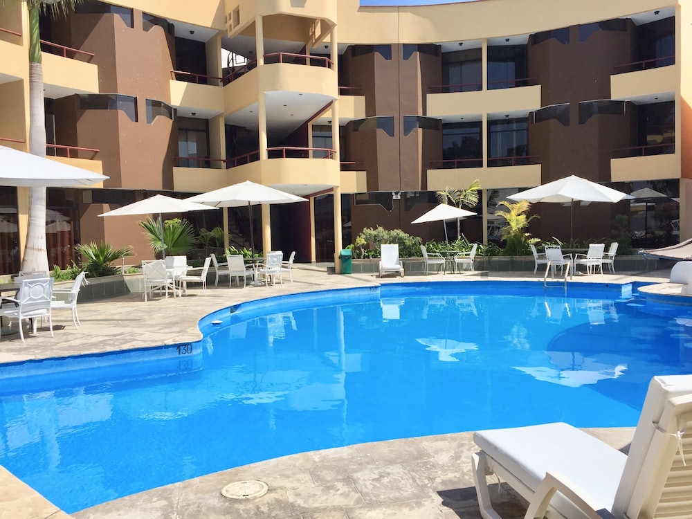 Embassy Beach Hotel - carbon neutral hotel in Pisco