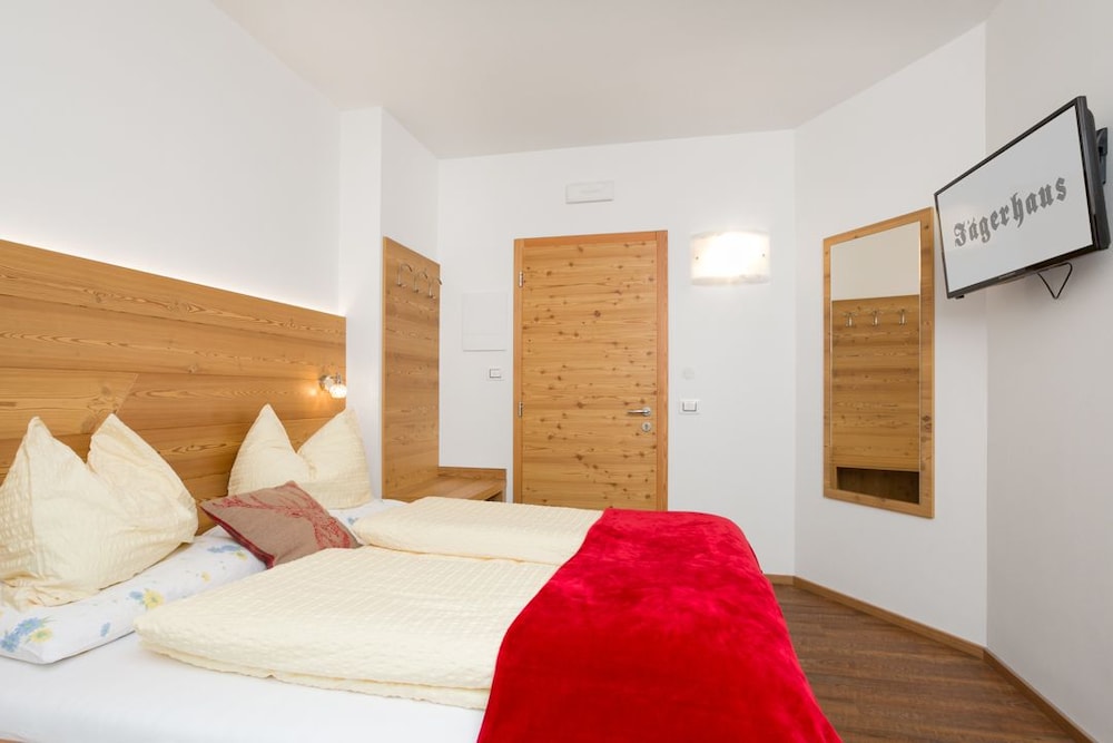 Jägerhaus - last minute hotel in Pellizzano