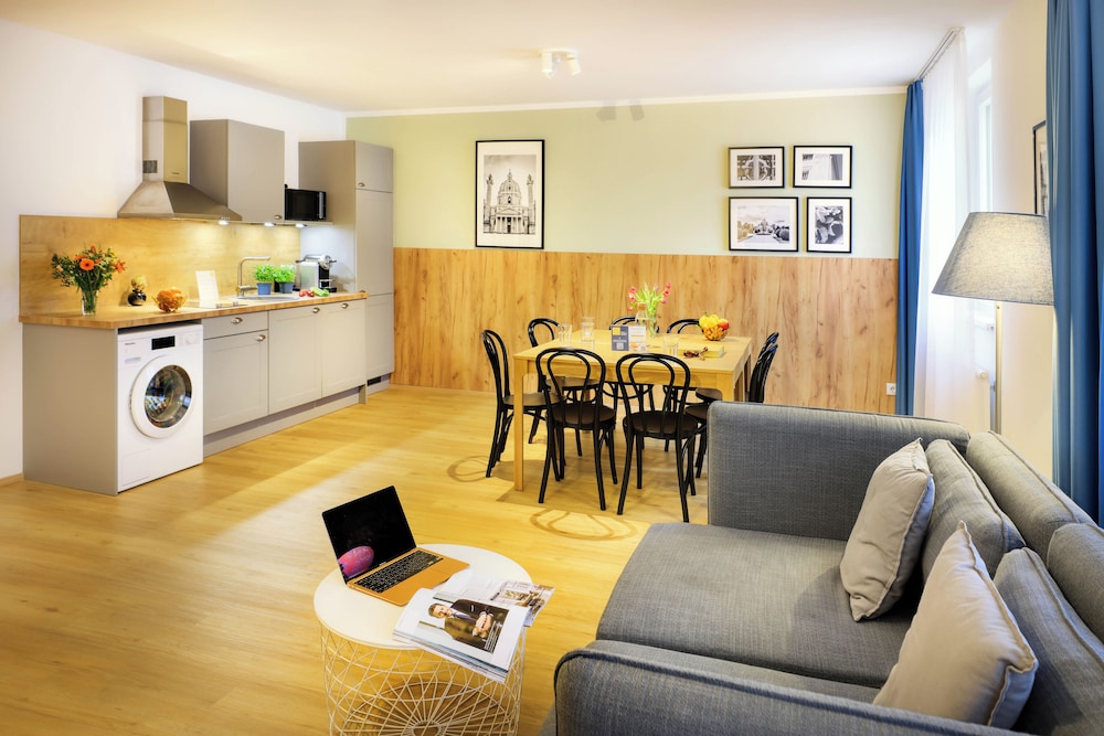 Jimmys Apartments XXL — 4-Star Luxury Hotel in Vienna, Austria