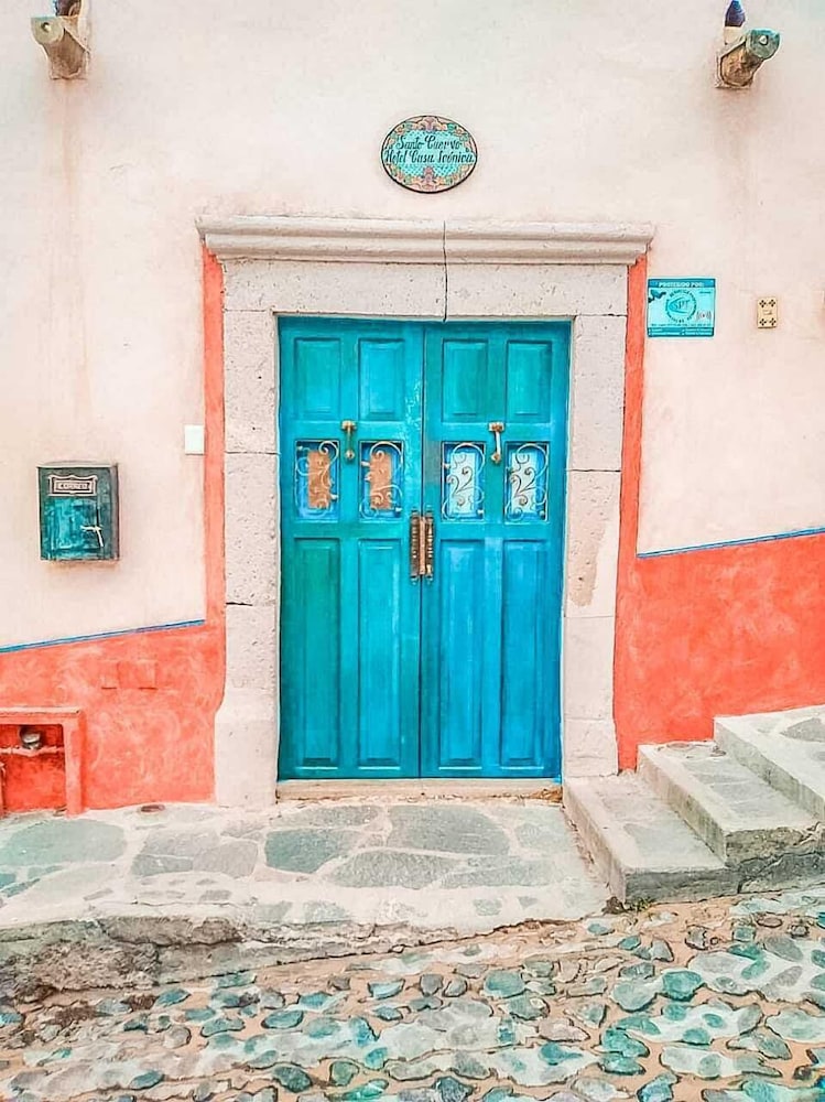Hotel Boutique Santo Cuervo in Bernal, Mexico