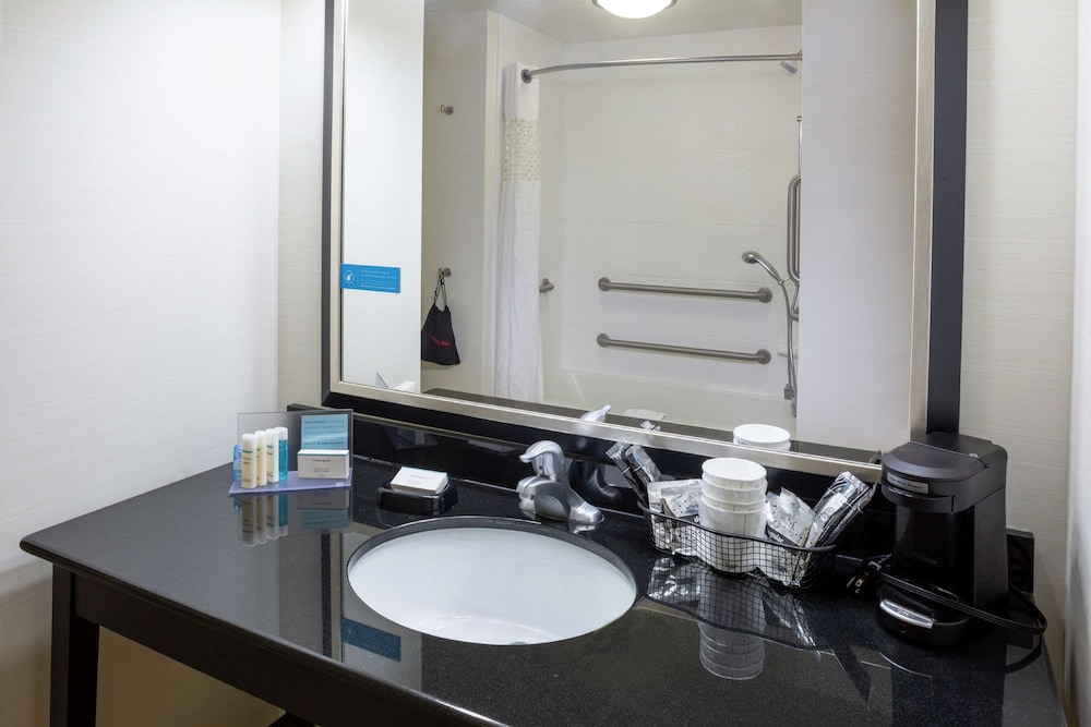 Hampton Inn Limerick Philadelphia Area - photo 45