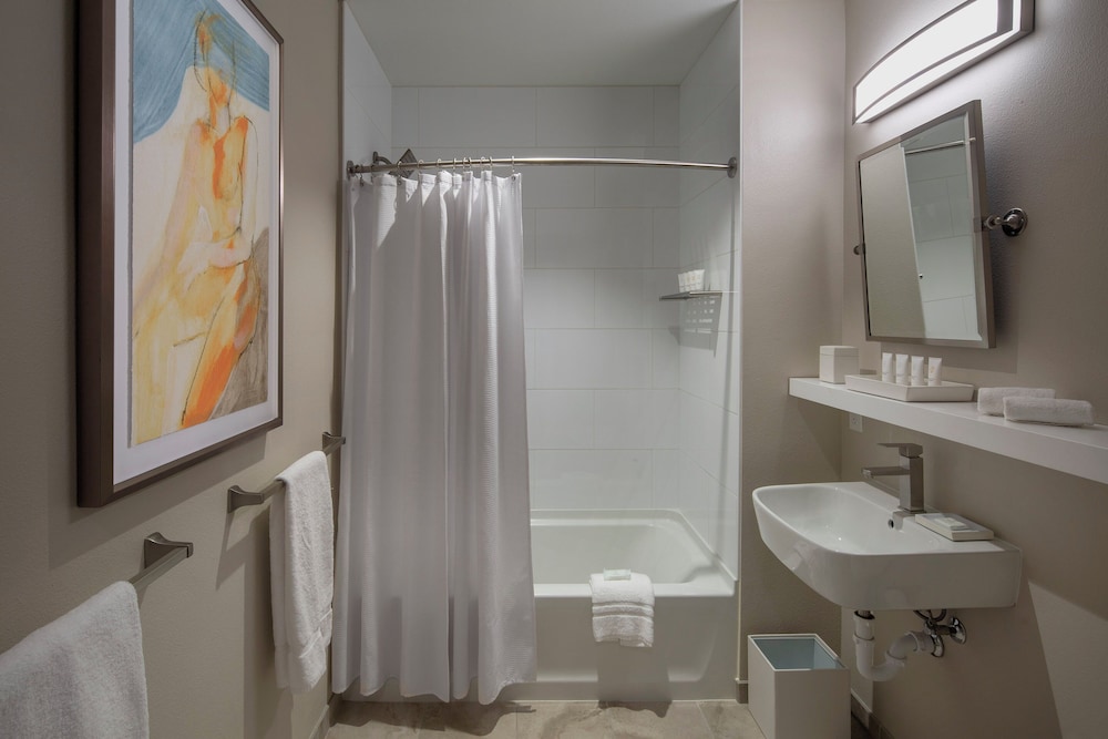 Art House Hotel - photo 33
