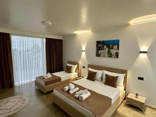Three Brothers - carbon neutral hotel in Unknown City