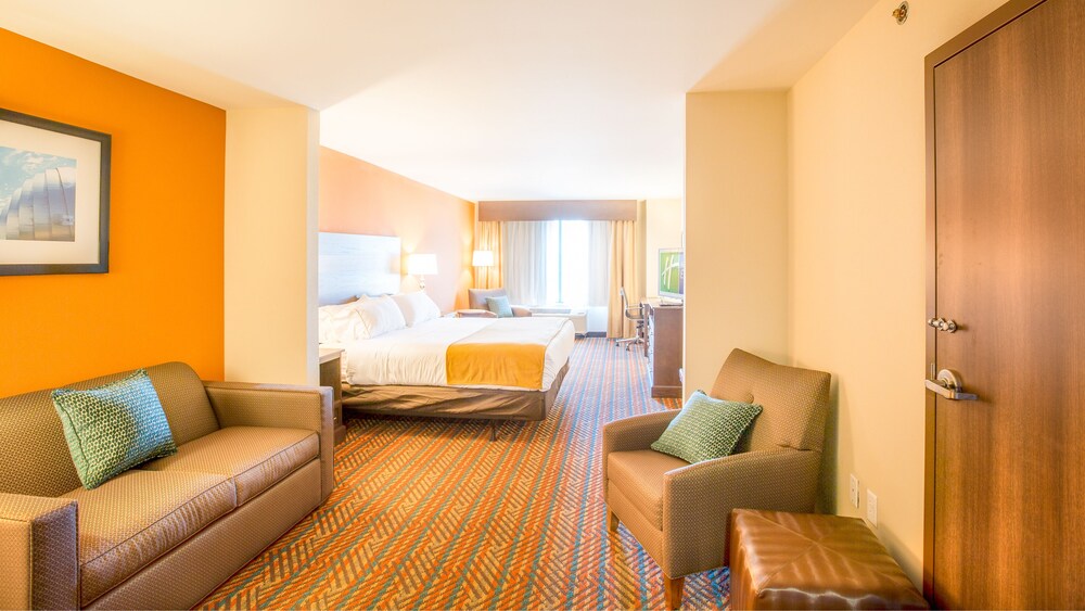 Holiday Inn Express Wichita South by IHG - photo 17