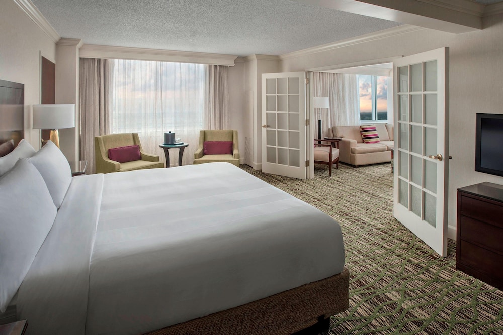 Philadelphia Airport Marriott - photo 12