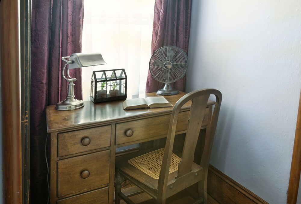 The Reynolds Mansion - photo 22
