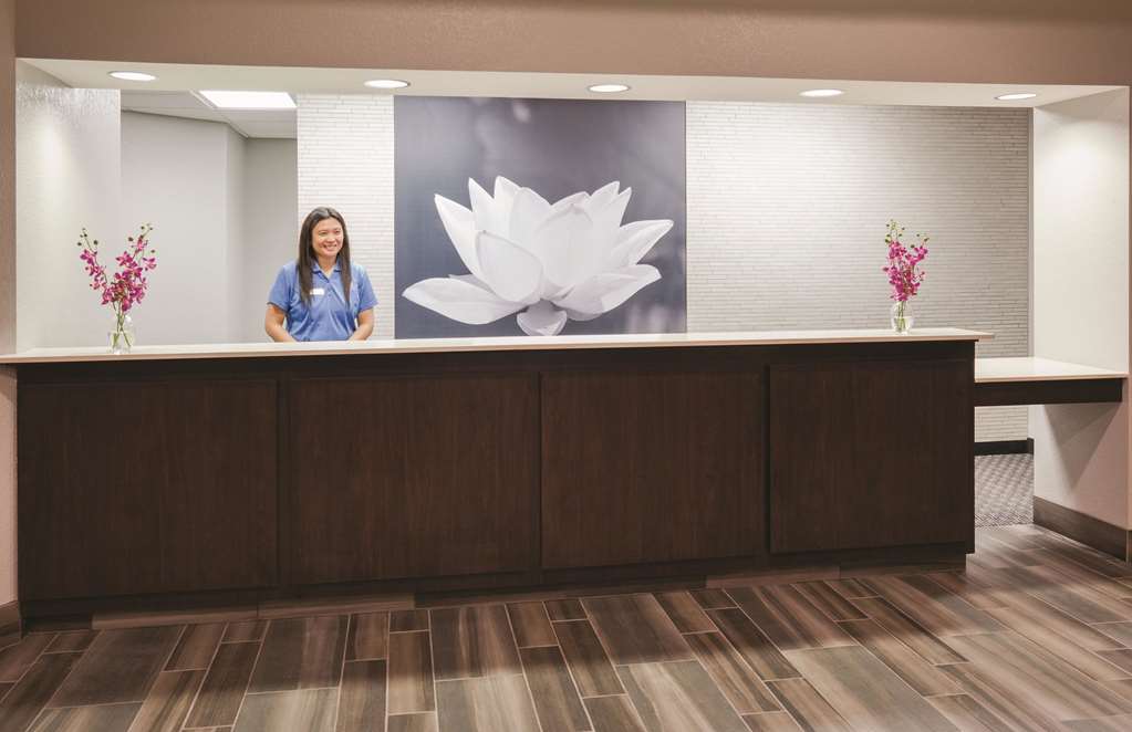 La Quinta Inn & Suites by Wyndham Minneapolis Bloomington W - photo 6
