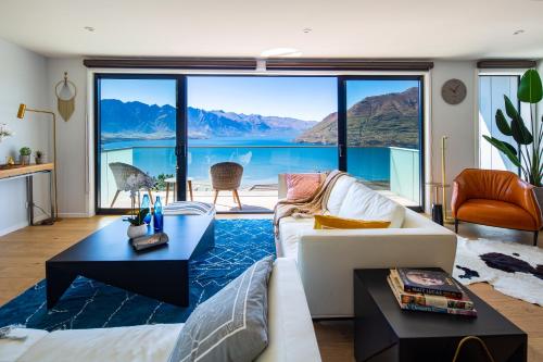 Luxury Away Belle Vue — 4-Star Luxury Hotel in Queenstown, New Zealand