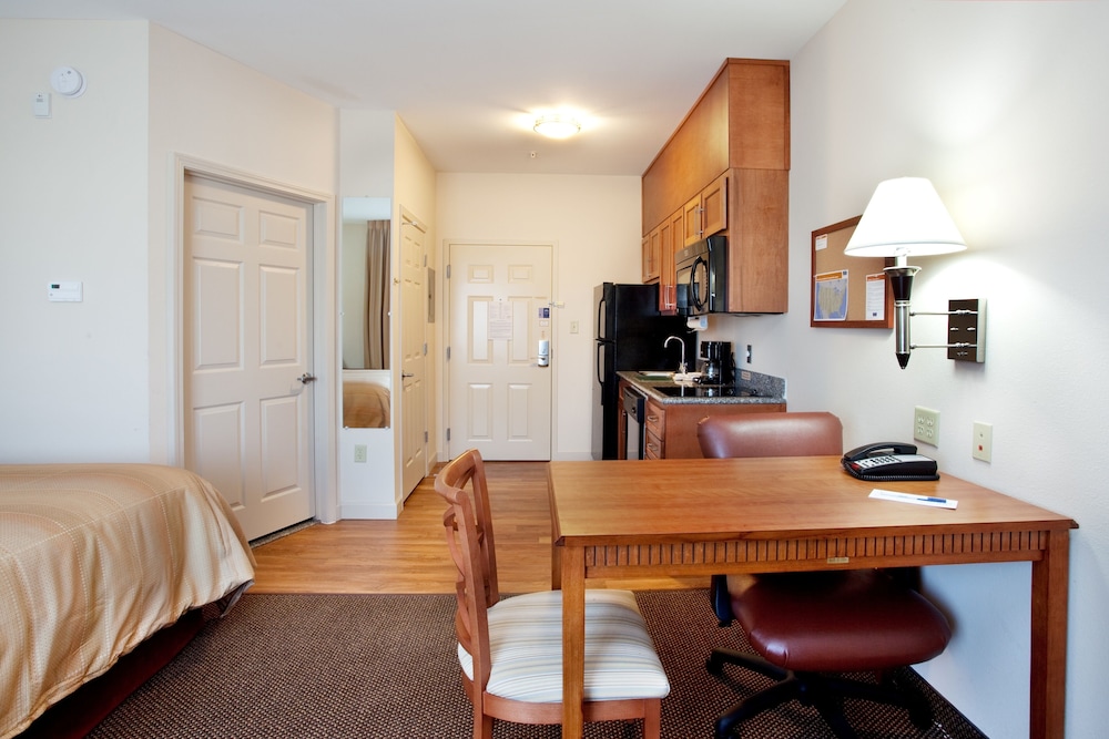 Candlewood Suites New Iberia by IHG - photo 15