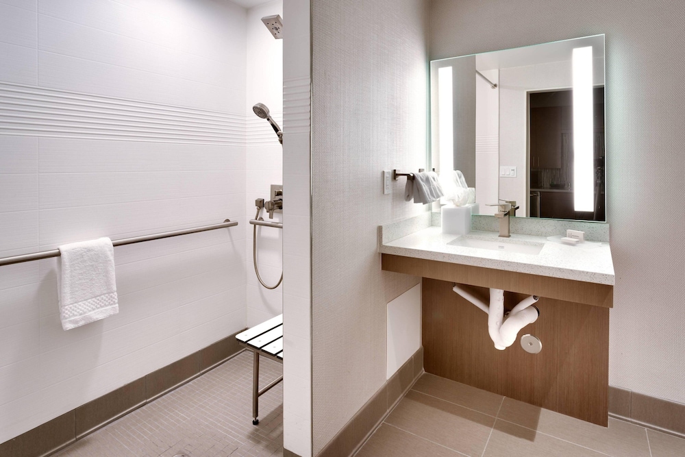 TownePlace Suites by Marriott Los Angeles LAX Hawthorne - photo 19