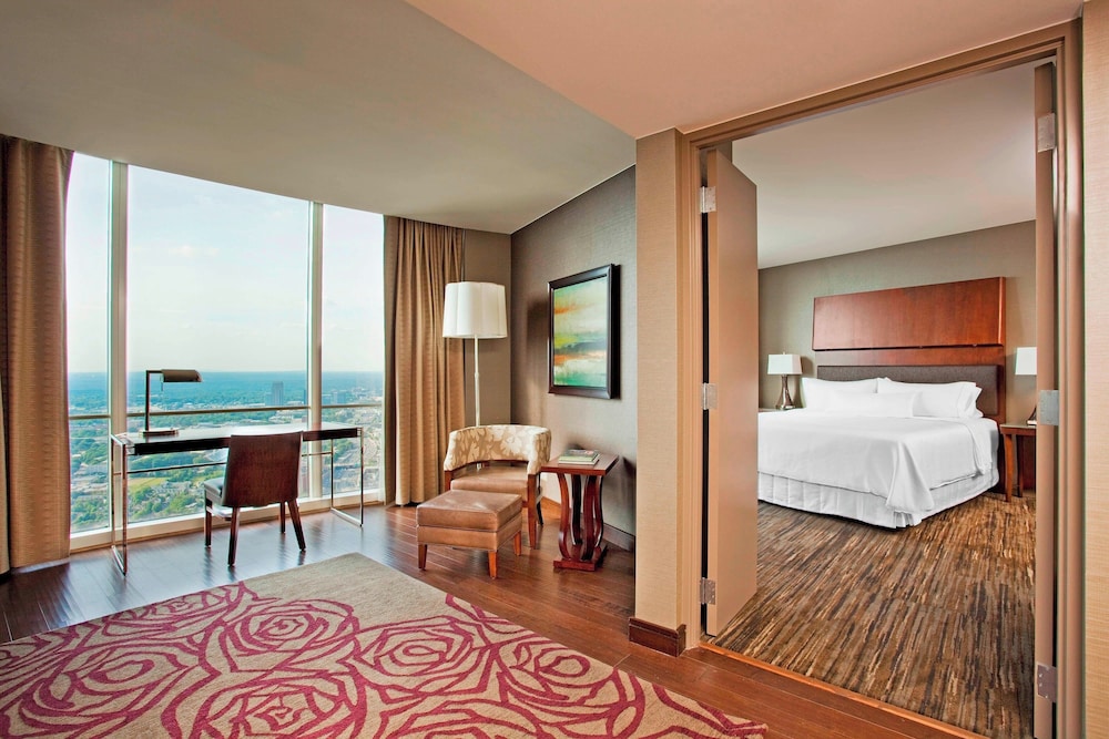 The Westin Peachtree Plaza Atlanta - photo 39