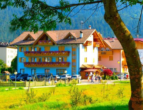 Hotel Garnì Fiordaliso — carbon neutral stay, Andalo