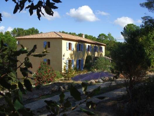 La Bastide Des Templiers - carbon neutral hotel in Bras