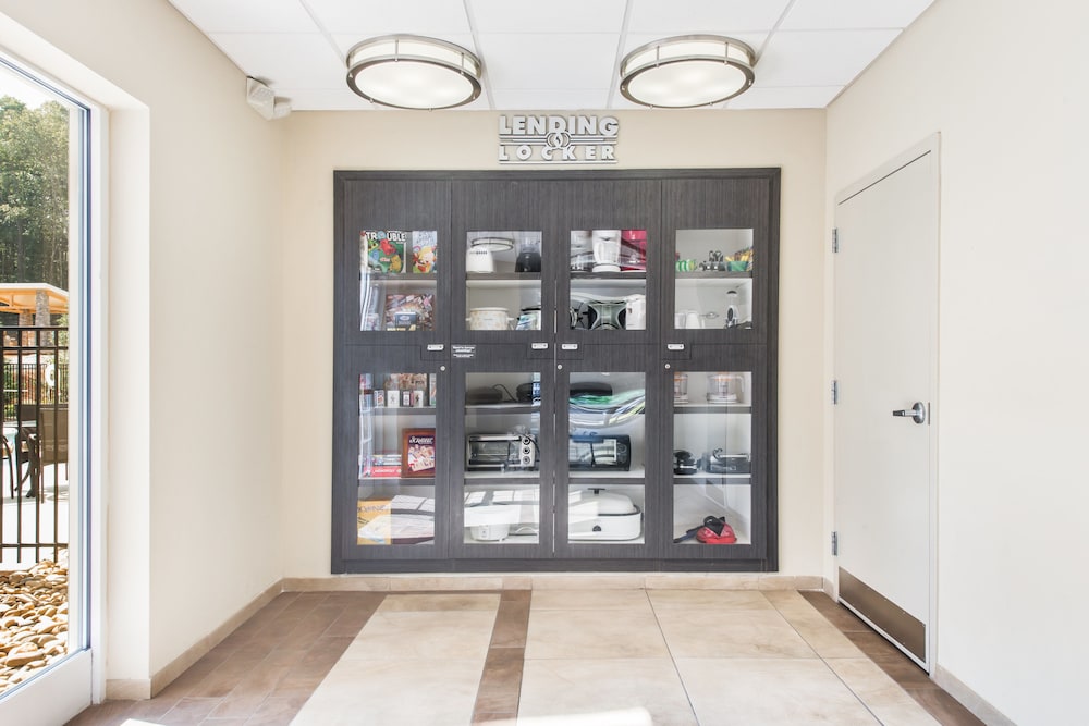 Candlewood Suites Atlanta West I 20 by IHG - photo 35