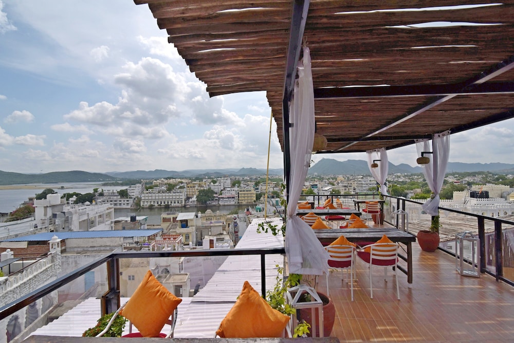 Banjara Heritage - last minute hotel in Udaipur