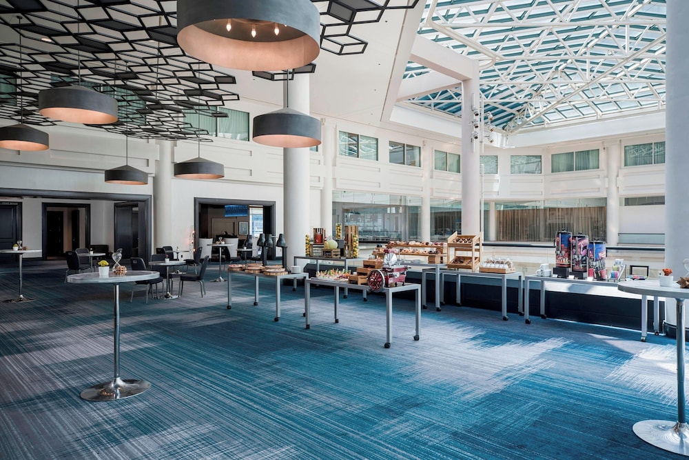 Renaissance Baltimore Harborplace Hotel - photo 52