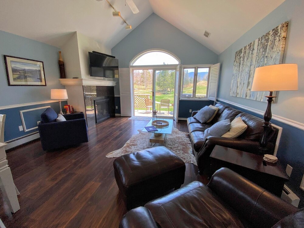 G3 Classy Bretton townhome with AC fast wifi great mountain views right on the golf course — hotel in Carroll