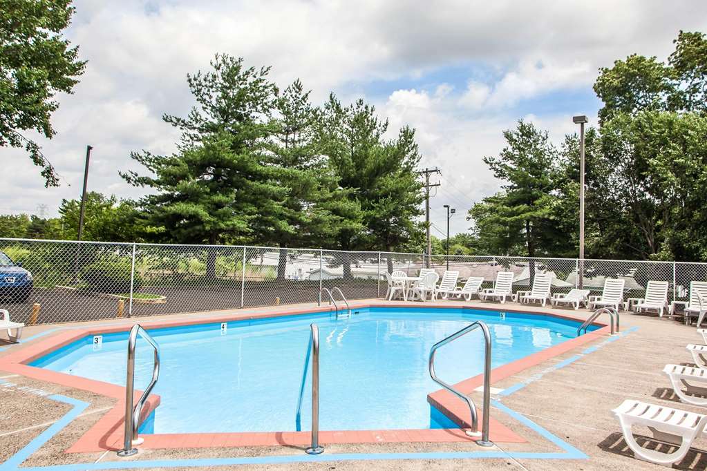 Comfort Inn Feasterville Trevose - photo 33