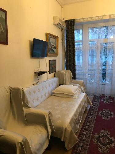 Gutsa Artists Guest House
